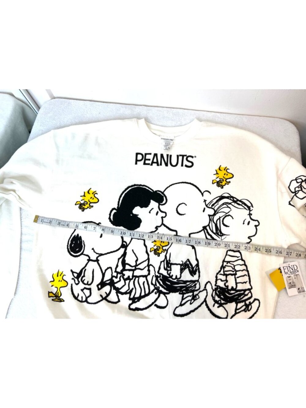 Peanuts XL Crewneck Sweatshirt Cream Snoopy Charlie Brown Woodstock New w/ Tags - Picture 6 of 7